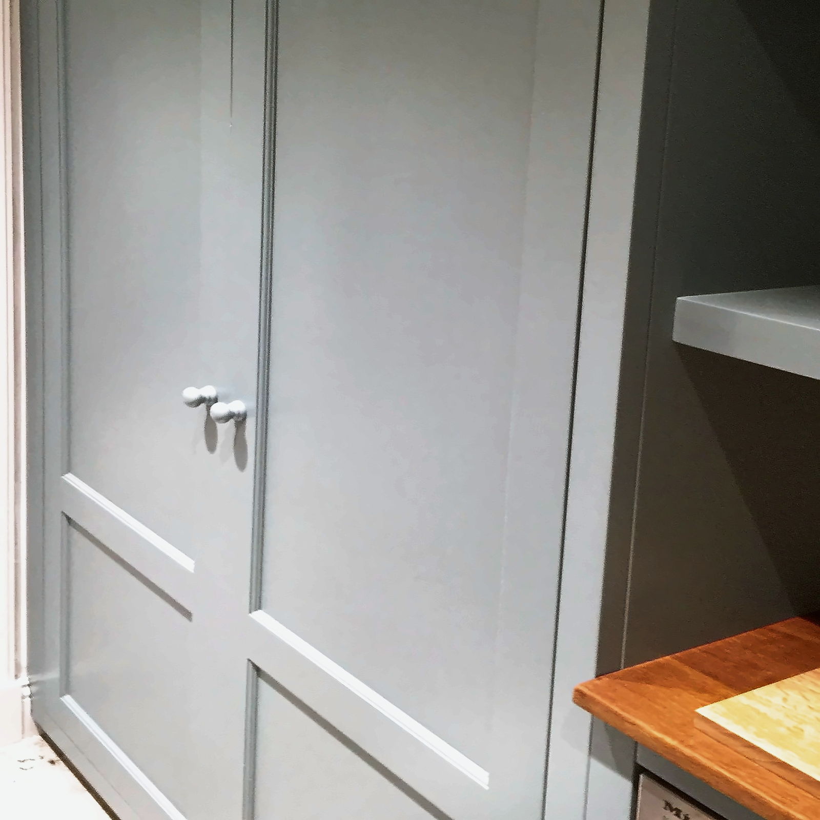 A further view of the completed Queen’s Gate Place Mews kitchen