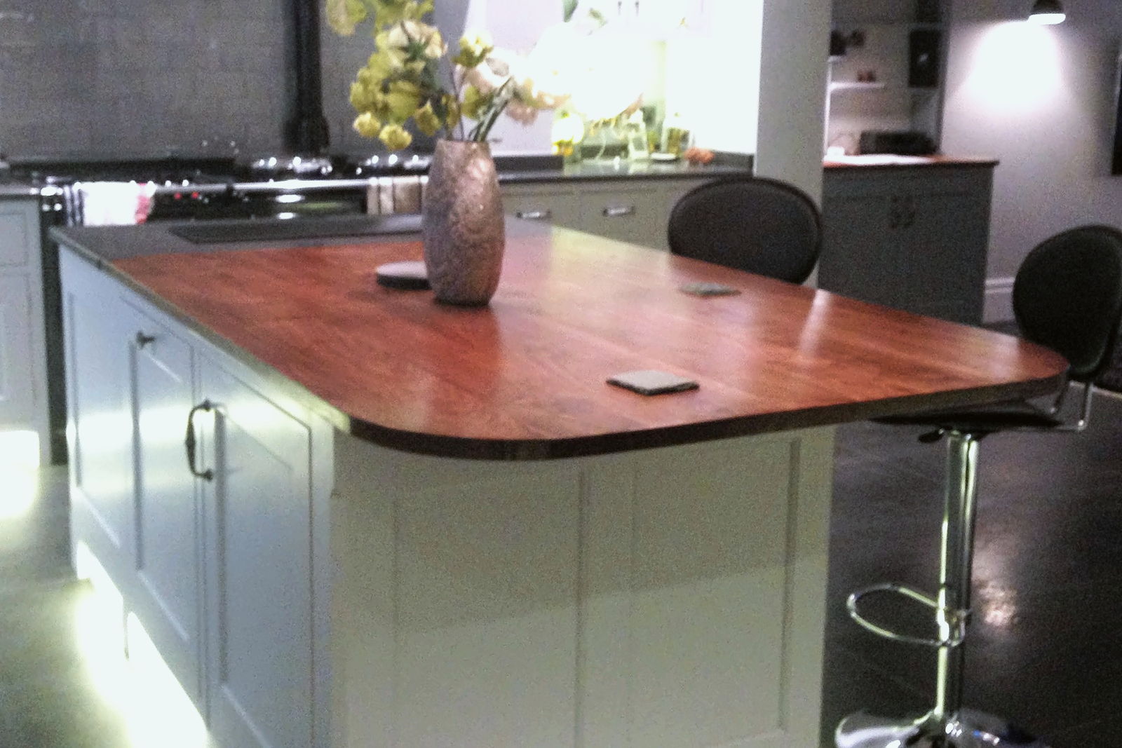 A painted Shaker kitchen in Westminster
