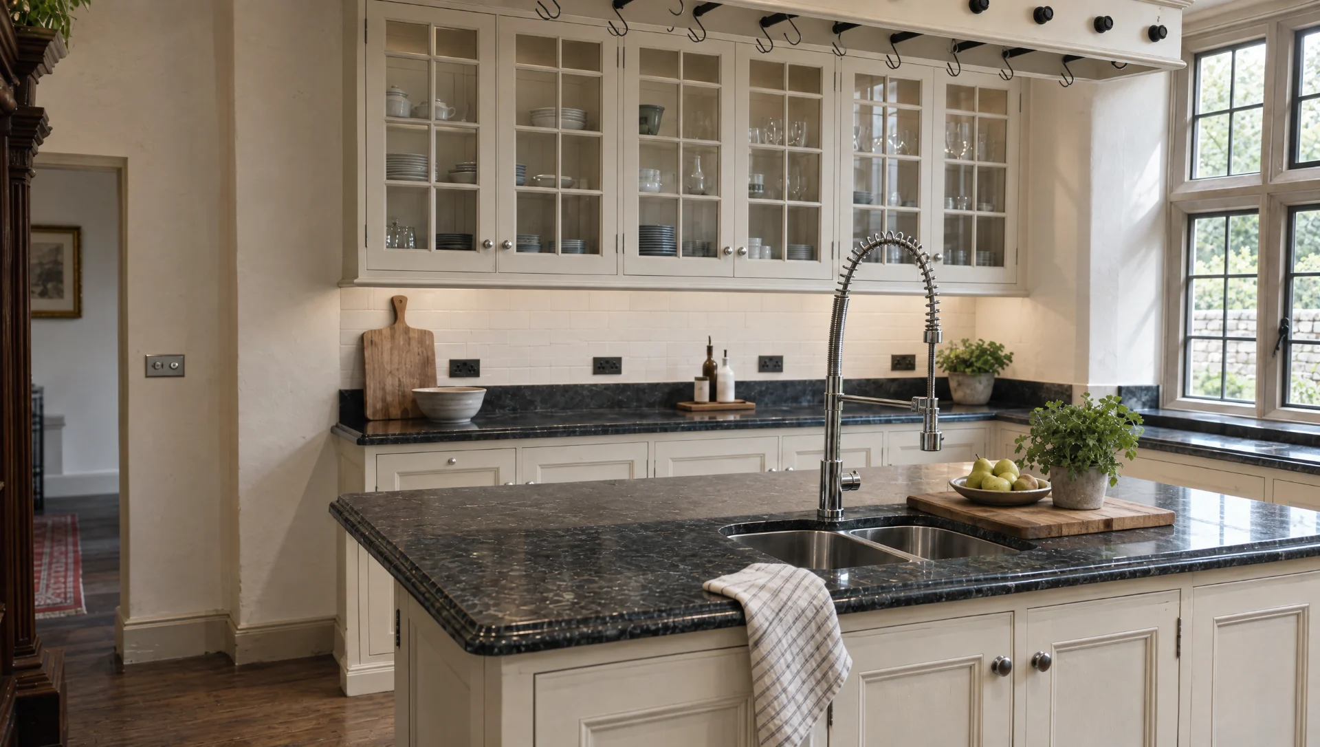 The Essex — moulded in-frame English kitchen, made in Suffolk by Square & True